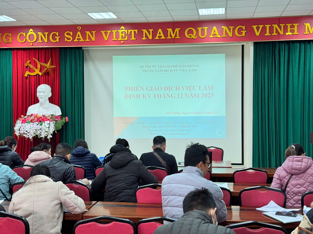 Phiên Giao dịch việc làm định kỳ tháng 12 năm 2025