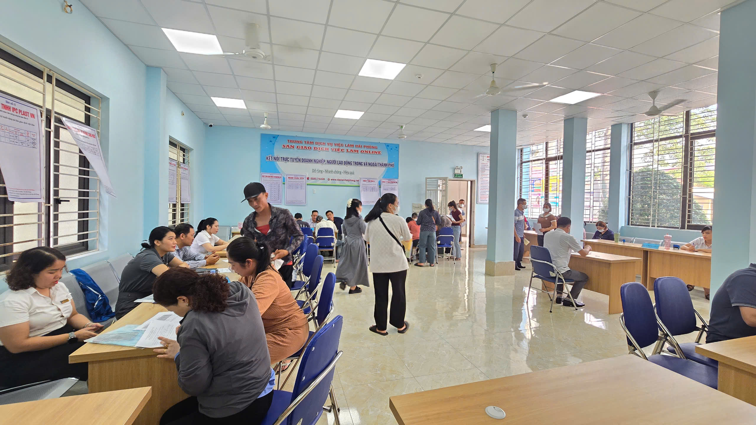 Phiên Giao Dịch Việc Làm Ngày 07/07/ 2025: Giải Pháp Linh Hoạt Kết Nối Người Lao Động và Doanh Nghiệp Trong Thị Trường Biến Động